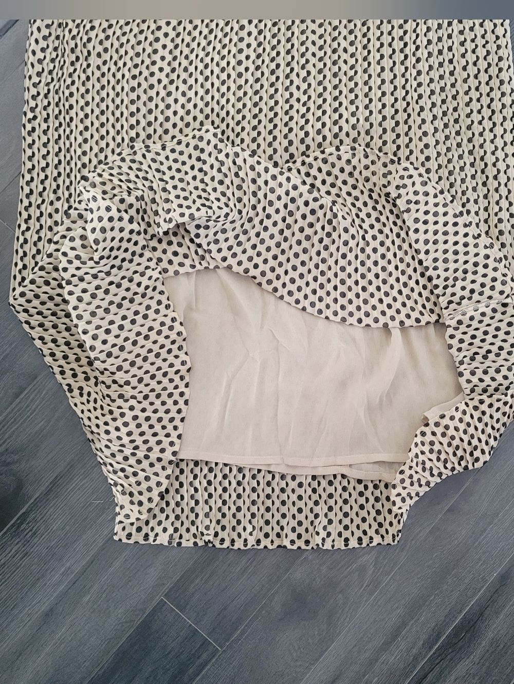 🎈NWT MANGO MNG Suit Polka-Dot Beige Maxi Skirt Pleated Size L Feminine - Picture 8 of 11